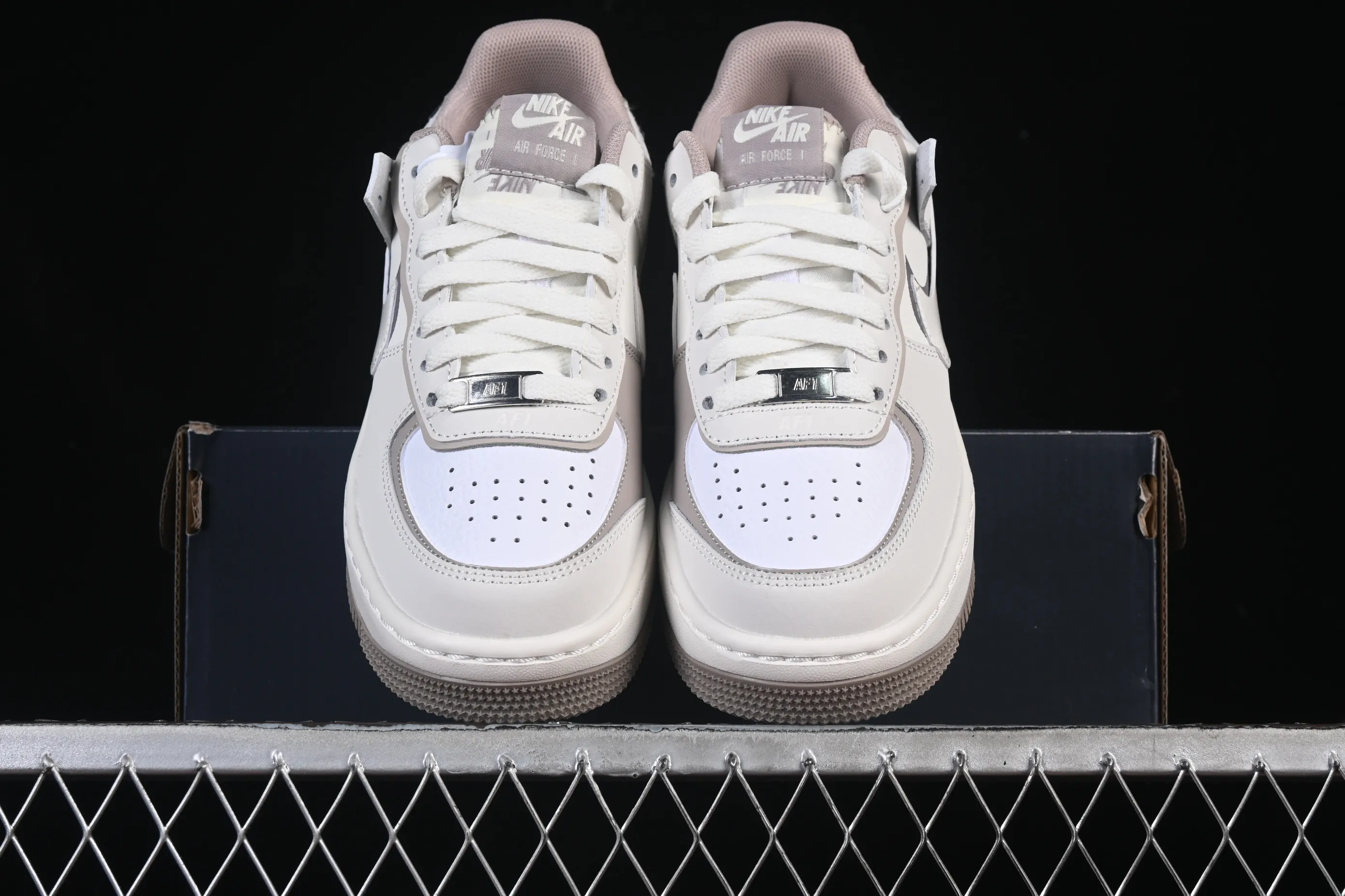 All Categories Nk Air Force 1 Air Force Series Nk Air Force 1 Shadow Air Force Lightweight Increase Nike Air Force 1 Shadow Air Force One Lightweight Increase Low Top Versatile Sneakers IO7594-101